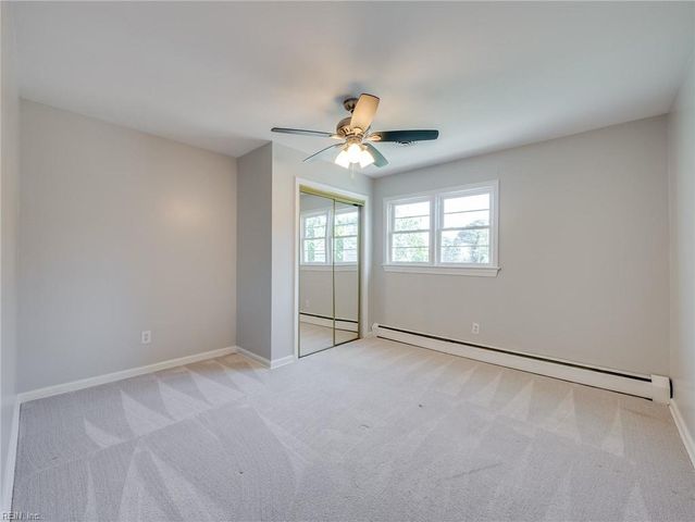 111 Charlton DR, Hampton, VA 23666