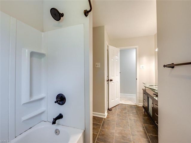 111 Charlton DR, Hampton, VA 23666