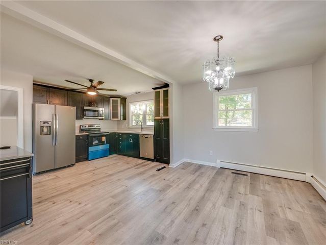 111 Charlton DR, Hampton, VA 23666