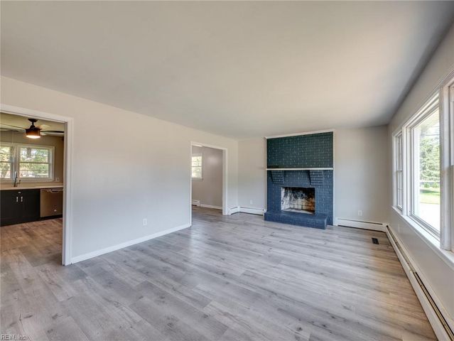 111 Charlton DR, Hampton, VA 23666
