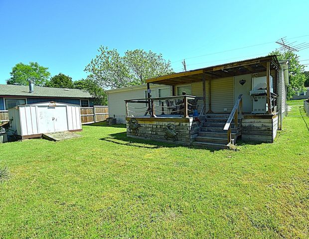 331 Whispering Trail, Gun Barrel City, TX 75156