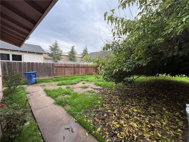 1616 E 21st Street, Merced, CA 95341