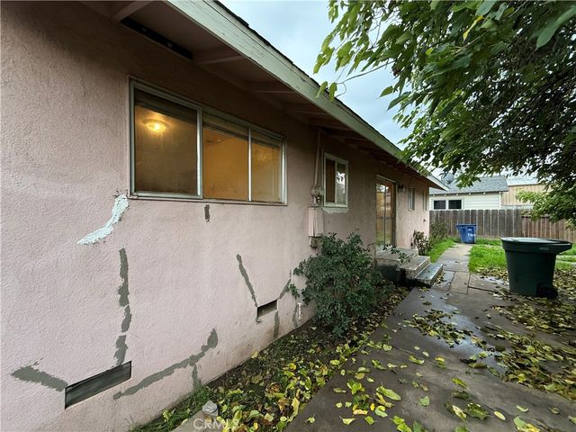 1616 E 21st Street, Merced, CA 95341