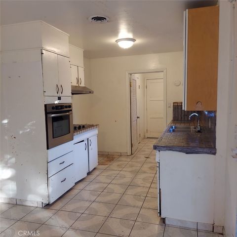 1616 E 21st Street, Merced, CA 95341