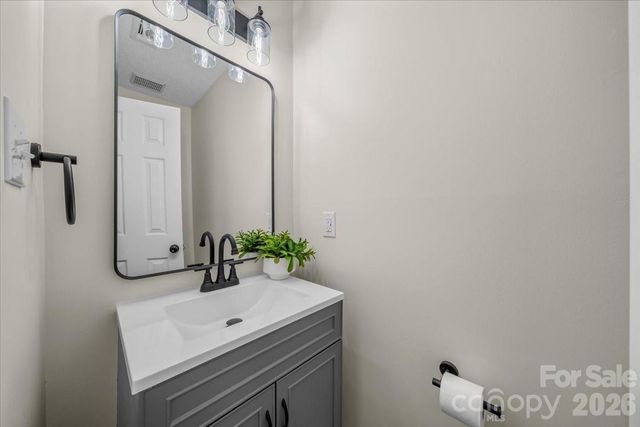 3120 Terra Glen Court, Matthews, NC 28105