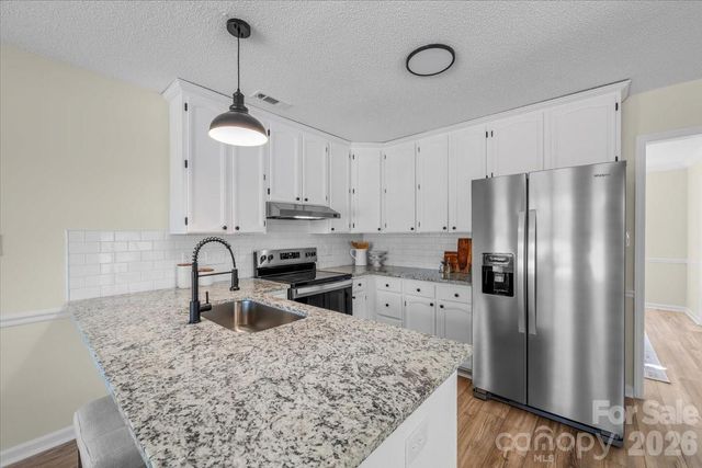 3120 Terra Glen Court, Matthews, NC 28105