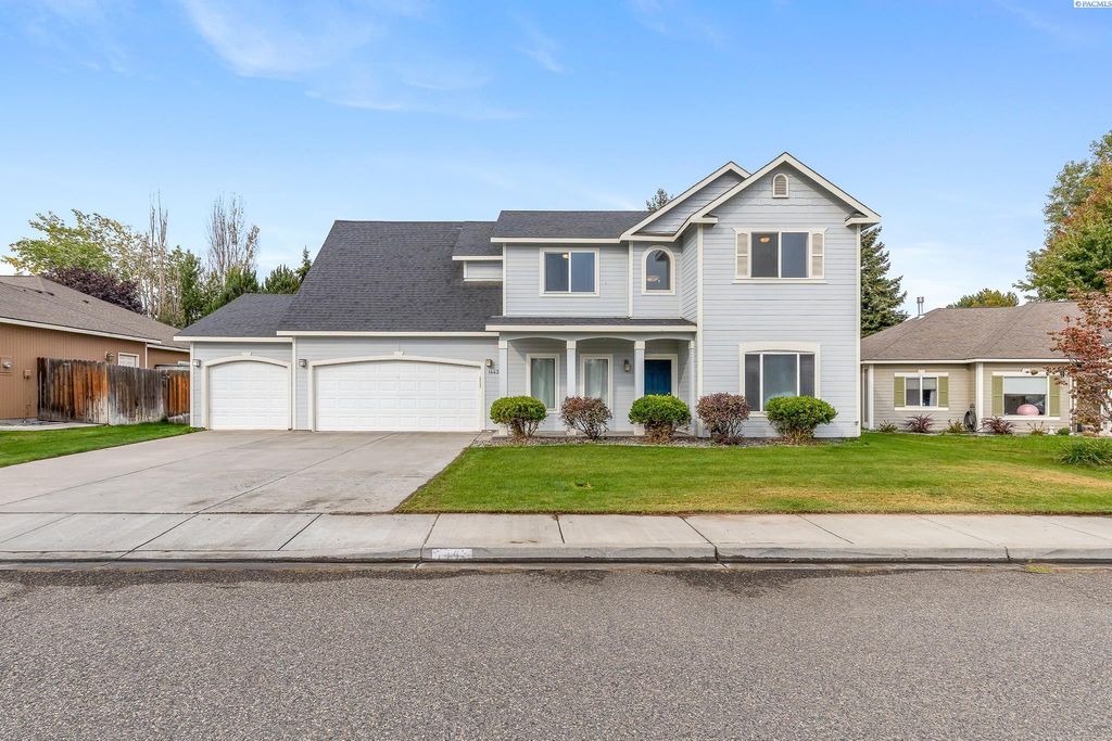 1443 Desert Srpings Ave, Richland, WA 99352