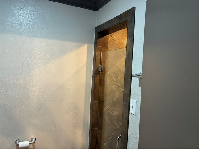 5617 Ridgerock Road, Fort Worth, TX 76132