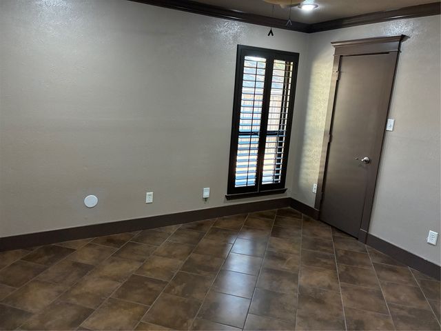 5617 Ridgerock Road, Fort Worth, TX 76132