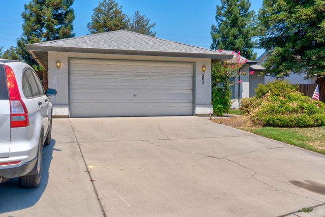 205 Clipper Court, Atwater, CA 95301