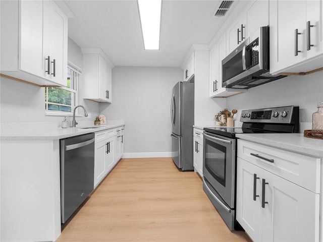 306 FLORAL DRIVE, Tampa, FL 33613