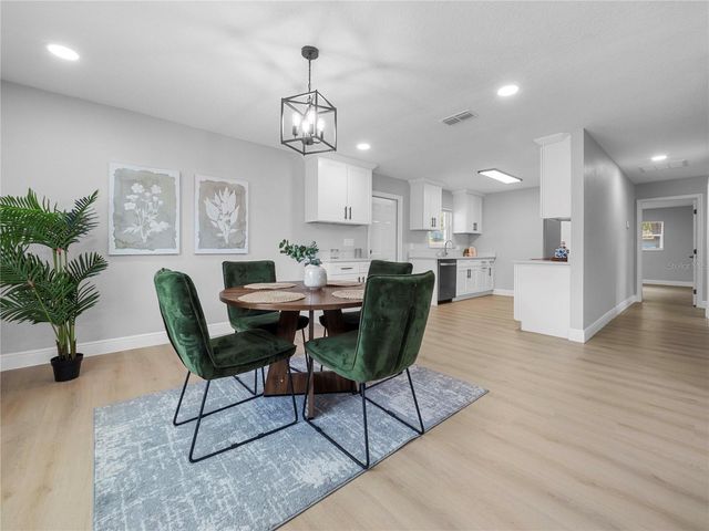 306 FLORAL DRIVE, Tampa, FL 33613
