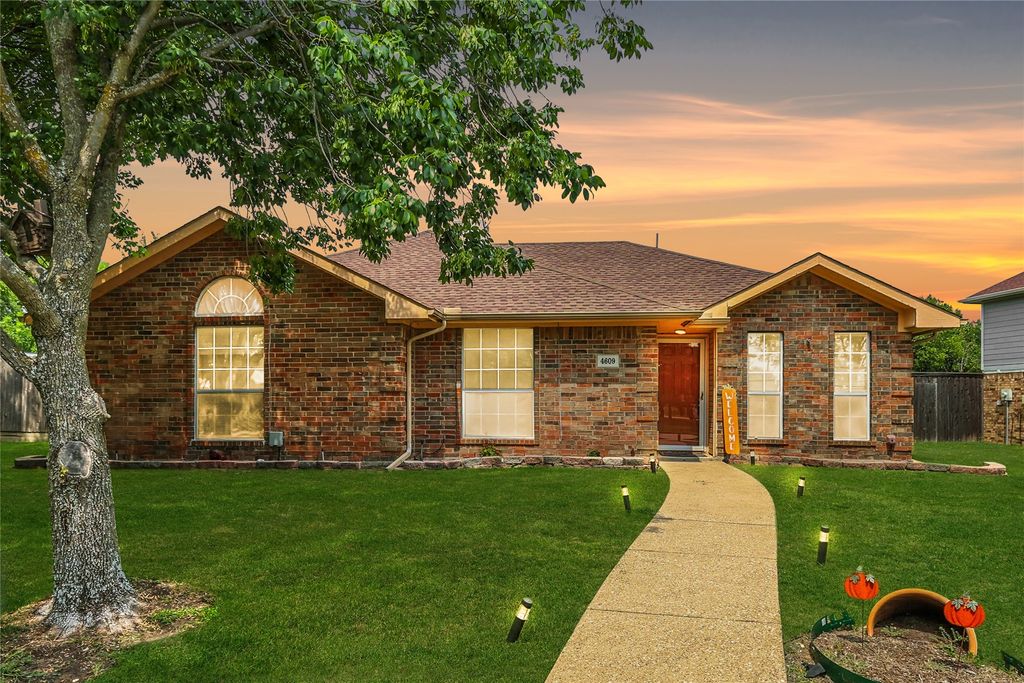 4609 Hunters Ridge, Sachse, TX 75048