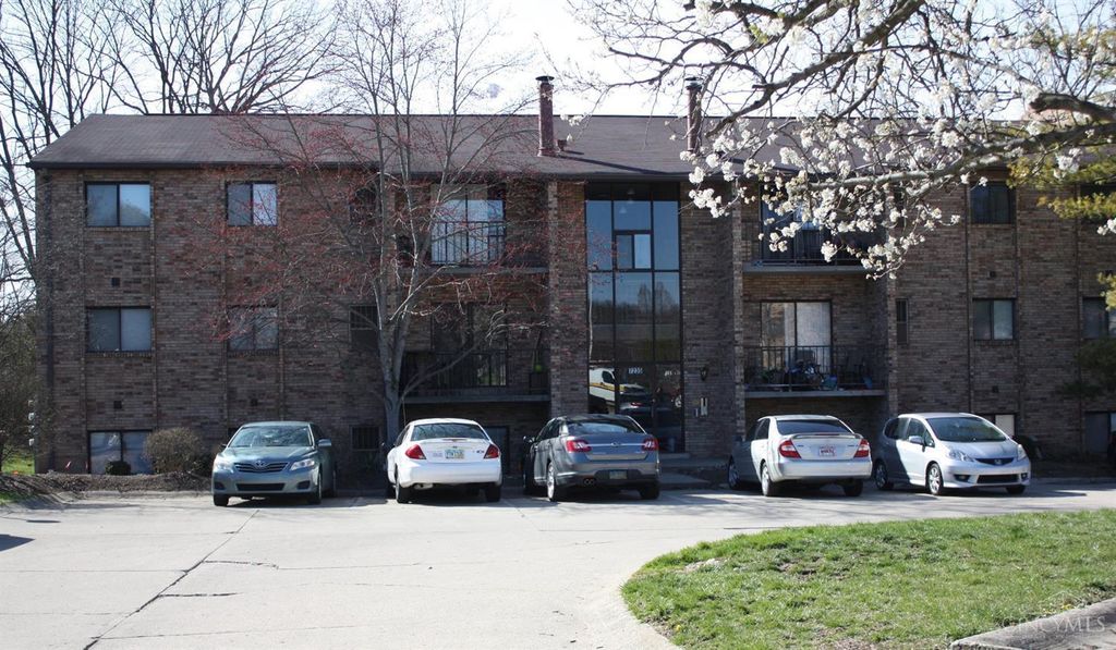 7235 Creekview Drive, Colerain Twp, OH 45247