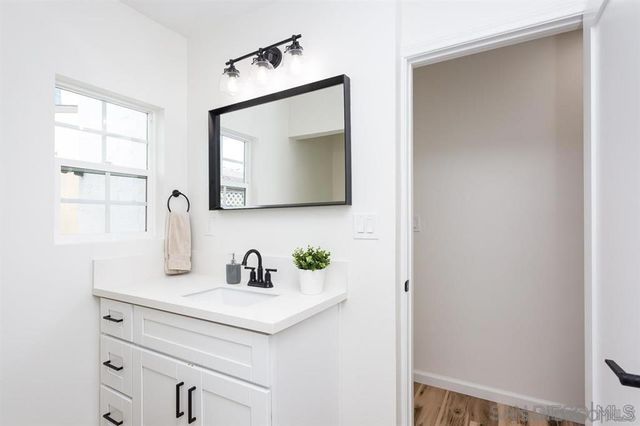 1015 Hoover Ave, National City, CA 91950