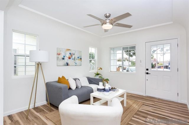 1015 Hoover Ave, National City, CA 91950