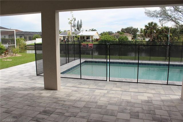 1327 SW 3rd AVE, Cape Coral, FL 33991