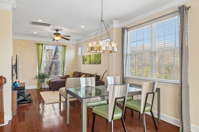 515 Saint Jules Ln, Nashville, TN 37211