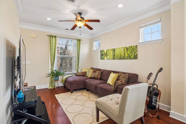 515 Saint Jules Ln, Nashville, TN 37211