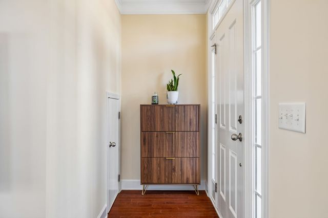 515 Saint Jules Ln, Nashville, TN 37211