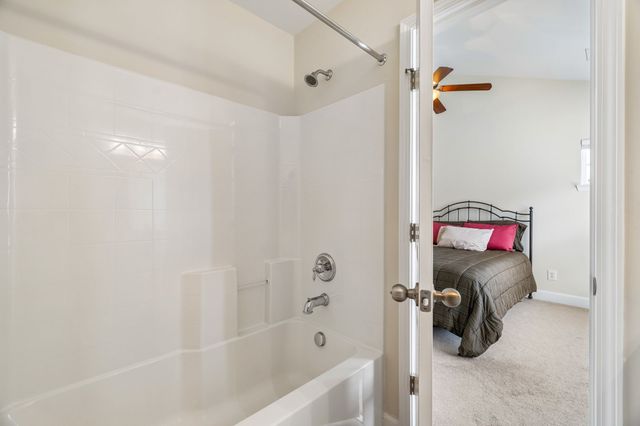 515 Saint Jules Ln, Nashville, TN 37211