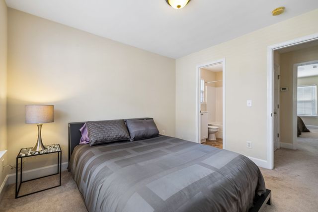 515 Saint Jules Ln, Nashville, TN 37211