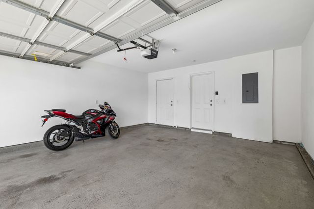 515 Saint Jules Ln, Nashville, TN 37211