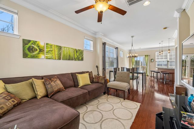 515 Saint Jules Ln, Nashville, TN 37211