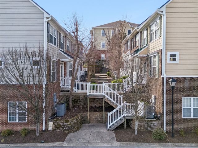 515 Saint Jules Ln, Nashville, TN 37211