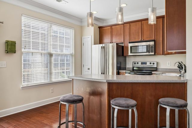 515 Saint Jules Ln, Nashville, TN 37211