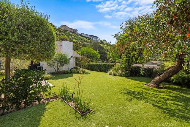 3121 Bern Drive, Laguna Beach, CA 92651