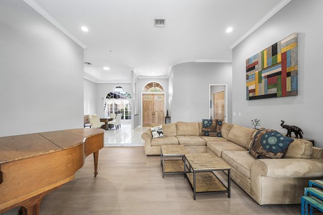 11600 NW 5th Street, Plantation, FL 33325