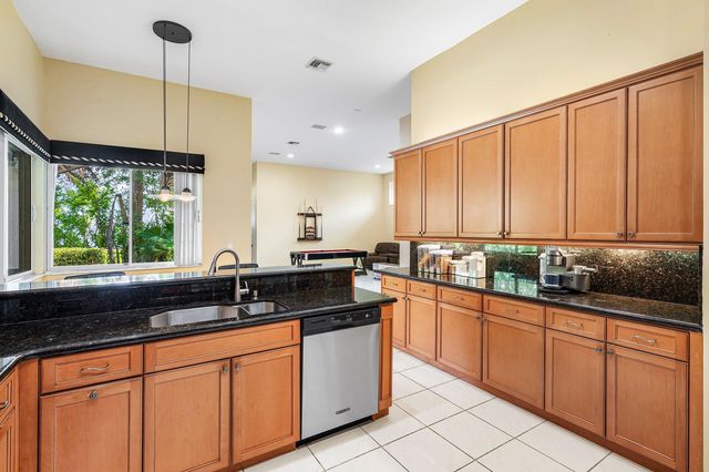 11600 NW 5th Street, Plantation, FL 33325