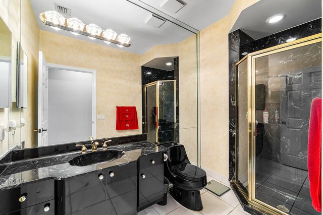 11600 NW 5th Street, Plantation, FL 33325