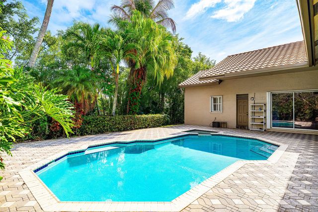 11600 NW 5th Street, Plantation, FL 33325