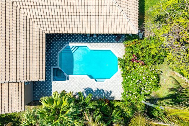11600 NW 5th Street, Plantation, FL 33325