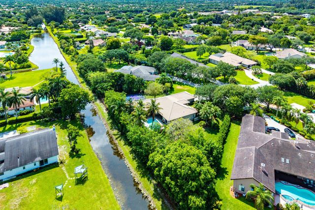 11600 NW 5th Street, Plantation, FL 33325