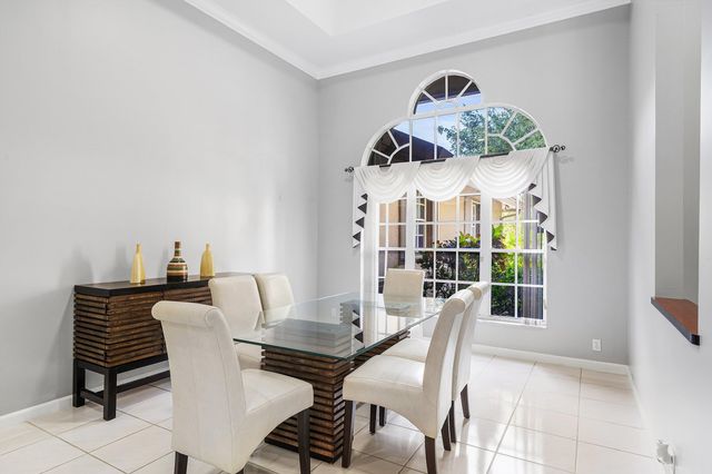11600 NW 5th Street, Plantation, FL 33325