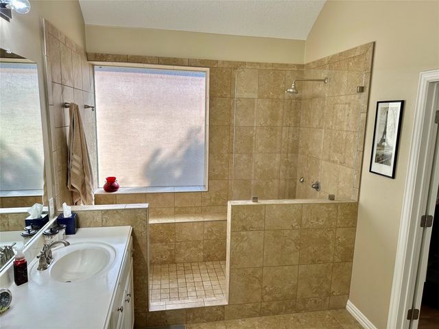 6367 Estates Lane, Fort Worth, TX 76137
