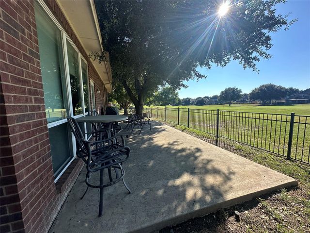 6367 Estates Lane, Fort Worth, TX 76137