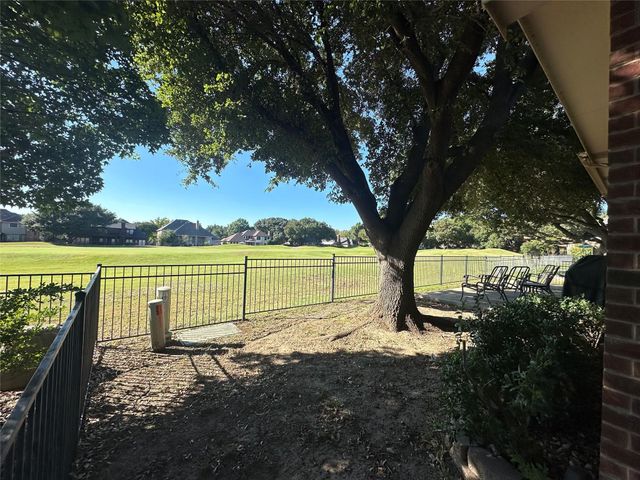 6367 Estates Lane, Fort Worth, TX 76137