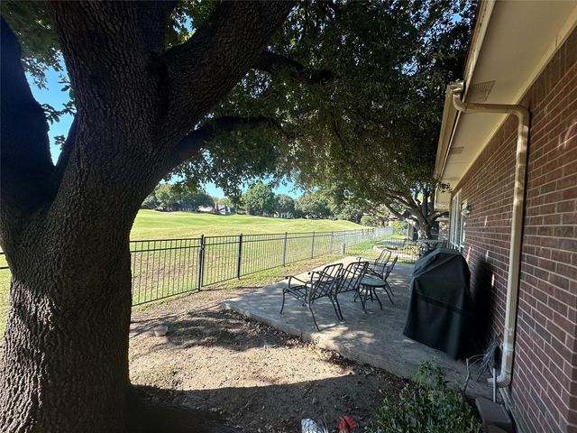 6367 Estates Lane, Fort Worth, TX 76137