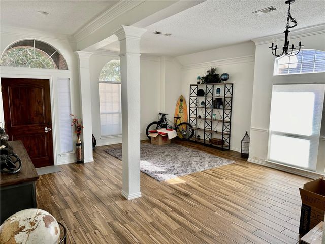6367 Estates Lane, Fort Worth, TX 76137