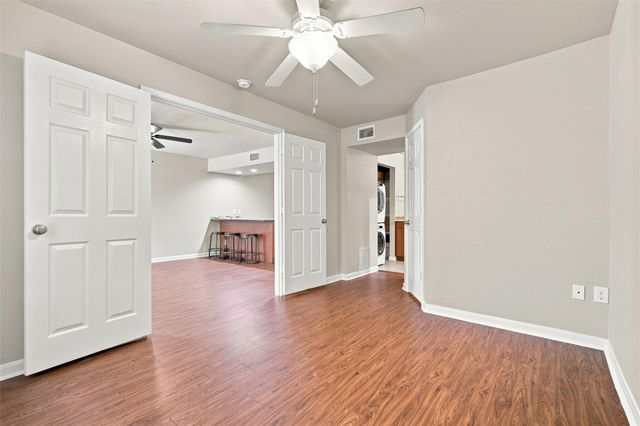 7685 Northcross DR 908, Austin, TX 78757