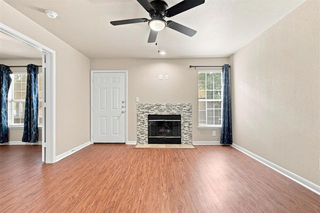 7685 Northcross DR 908, Austin, TX 78757