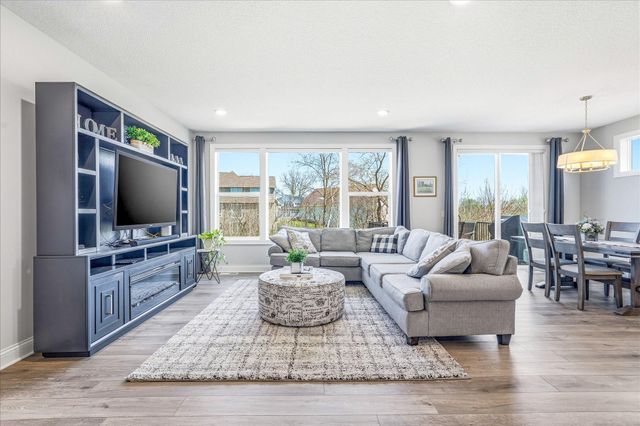 4902 127th Circle NE, Blaine, MN 55449