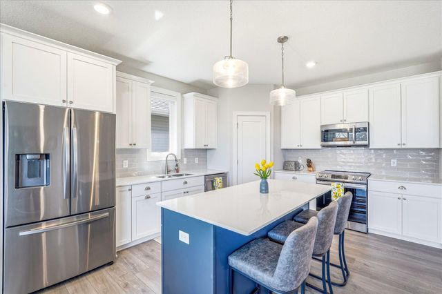 4902 127th Circle NE, Blaine, MN 55449