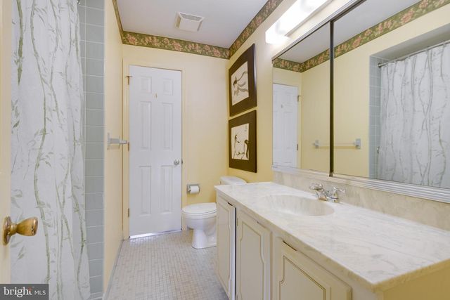 30 PARK AVE, Bryn Mawr, PA 19010