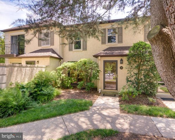 30 PARK AVE, Bryn Mawr, PA 19010