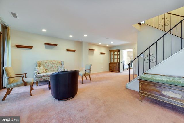 30 PARK AVE, Bryn Mawr, PA 19010